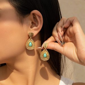 Elegant Teardrop Micro Turquoise Pleated Stud Earrings